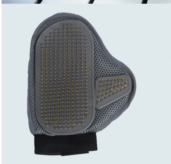 Pet bathing gloves for dog and cat shower massage